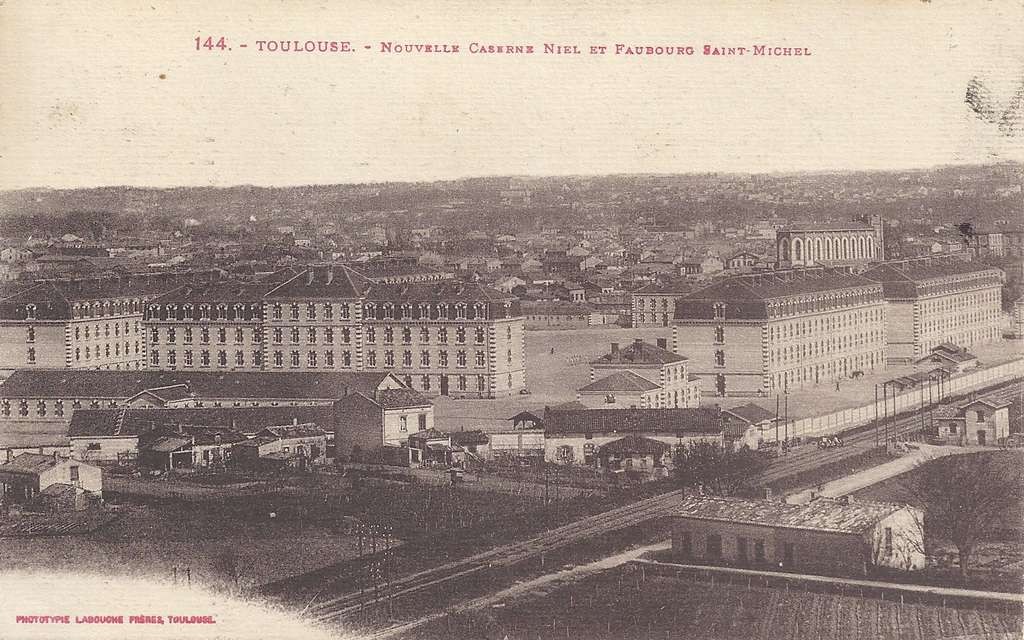 144 - Nouvelle Caserne Niel et Faubourg St-Michel