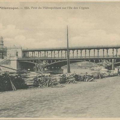 150 - Pont du Métropolitain sur l'île des Cygnes