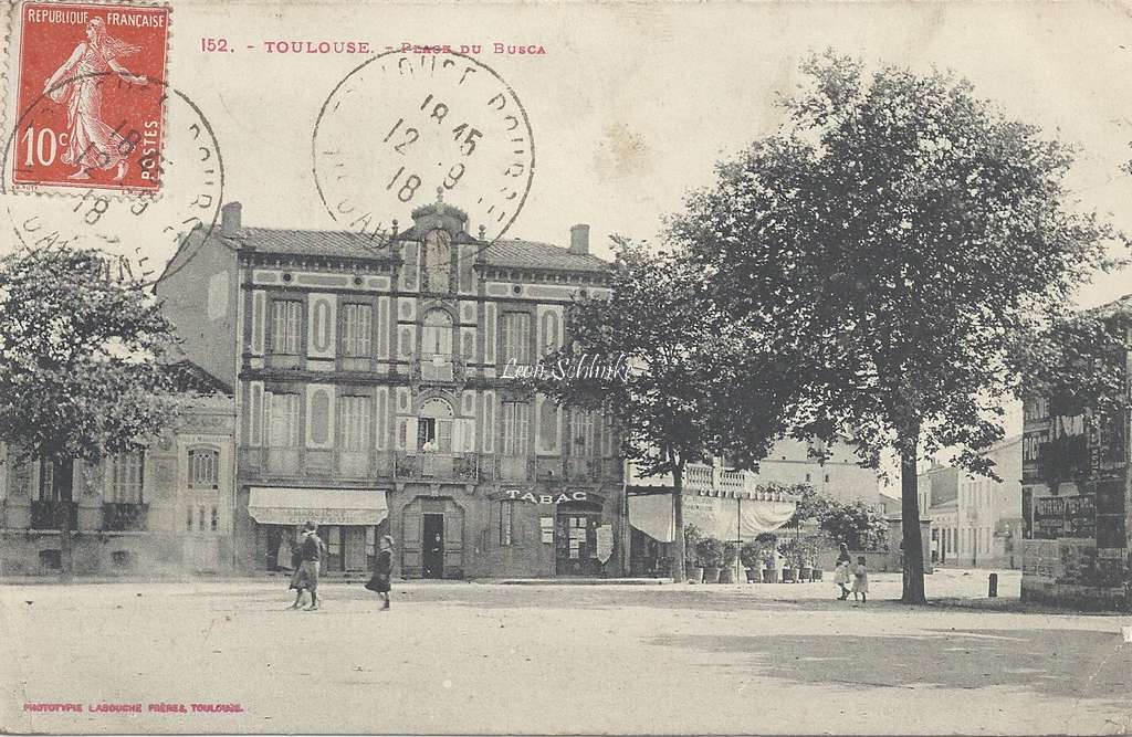 152 - Place du Busca