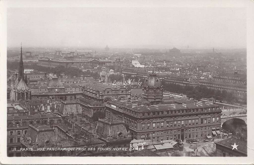 152 - Vue panoramique prise des Tours de Notre-Dame