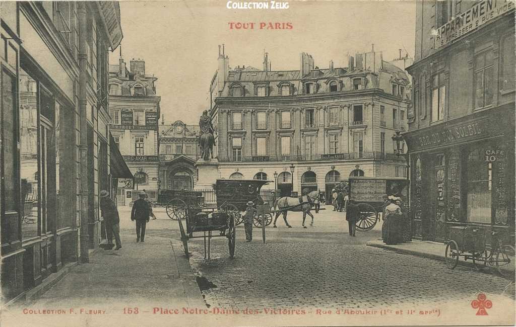 153 - Place Notre-Dame des Victoires - Rue d'Aboukir