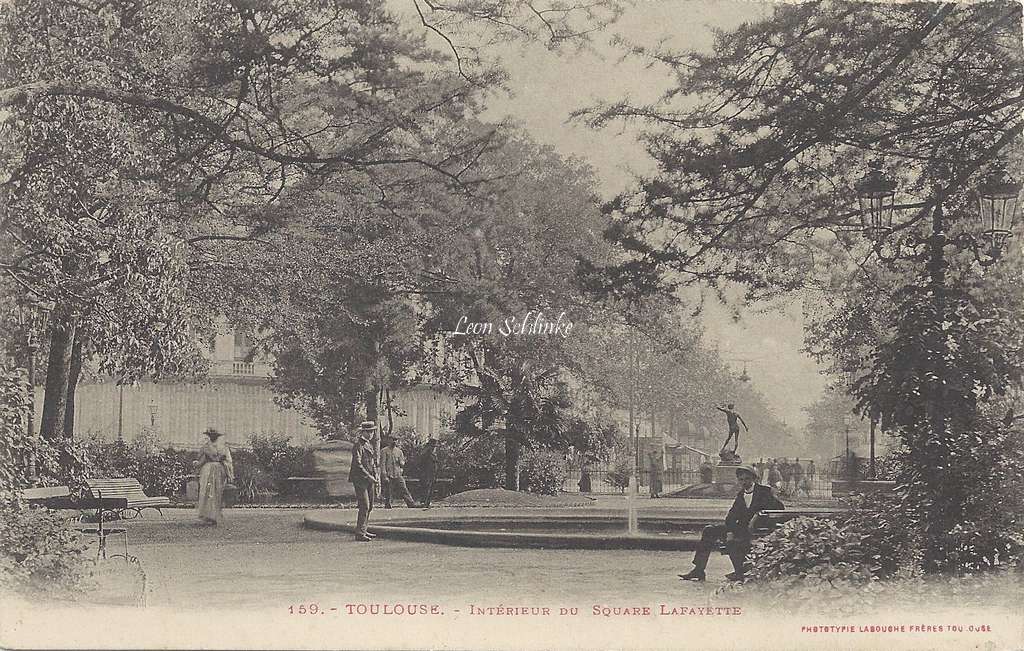159 - Intérieur du Square Lafayette