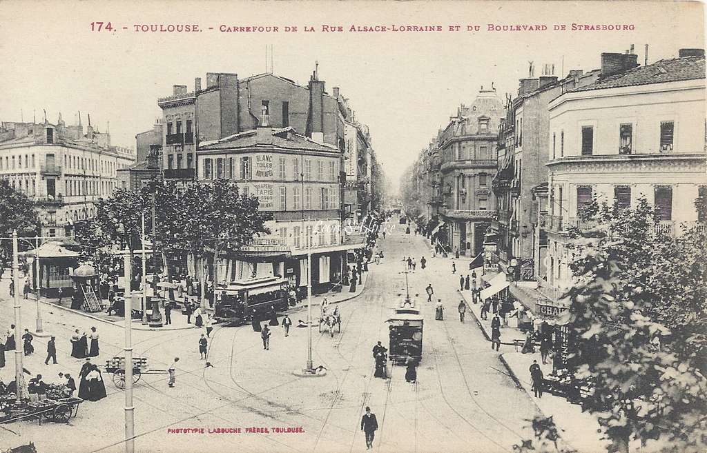 174 - Carrefour de la Rue Alsace-Lorraine et Bd de Strasbourg