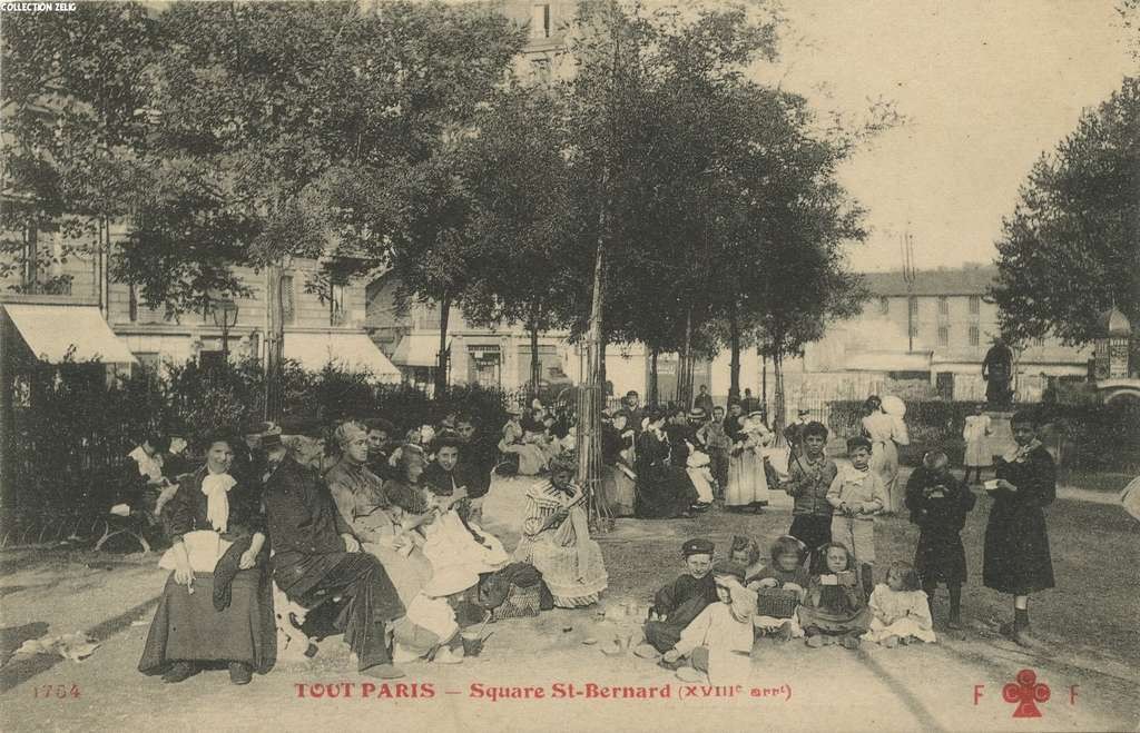 1754 - Square Saint-Bernard