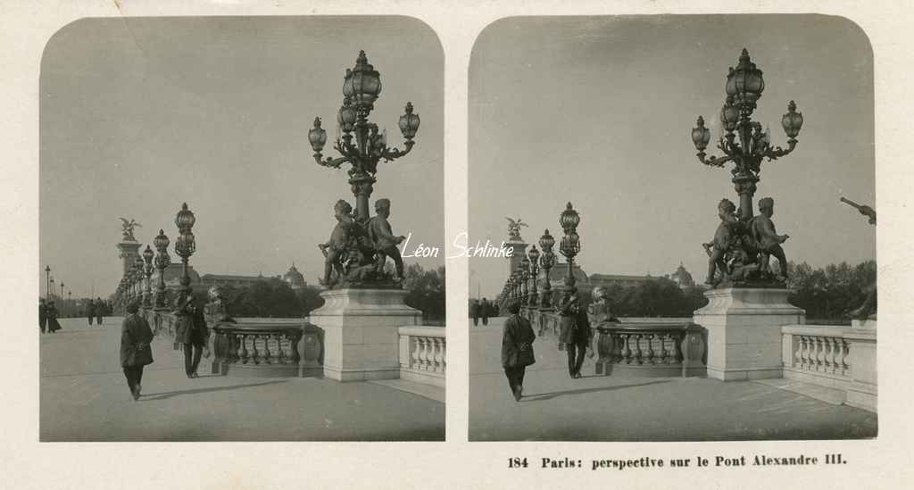 184 - Paris - Perspective sur le Pont Alexandre III