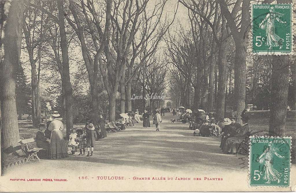 186 - Grande allée du  Jardin des Plantes