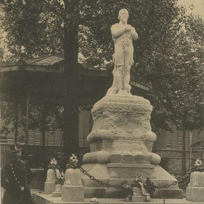 1942 - Monument de Michel Servet