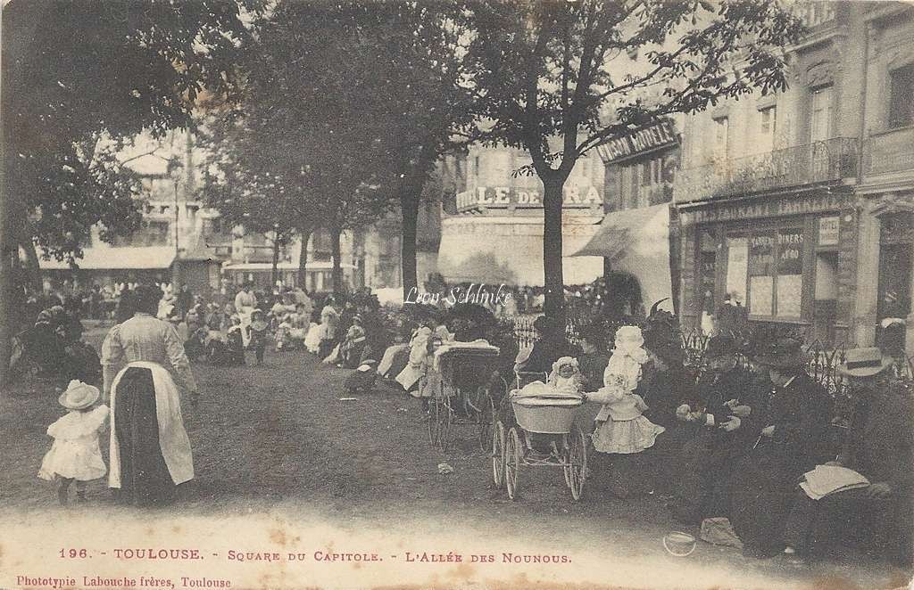 196 - Square du Capitole -L'allée des Nounous