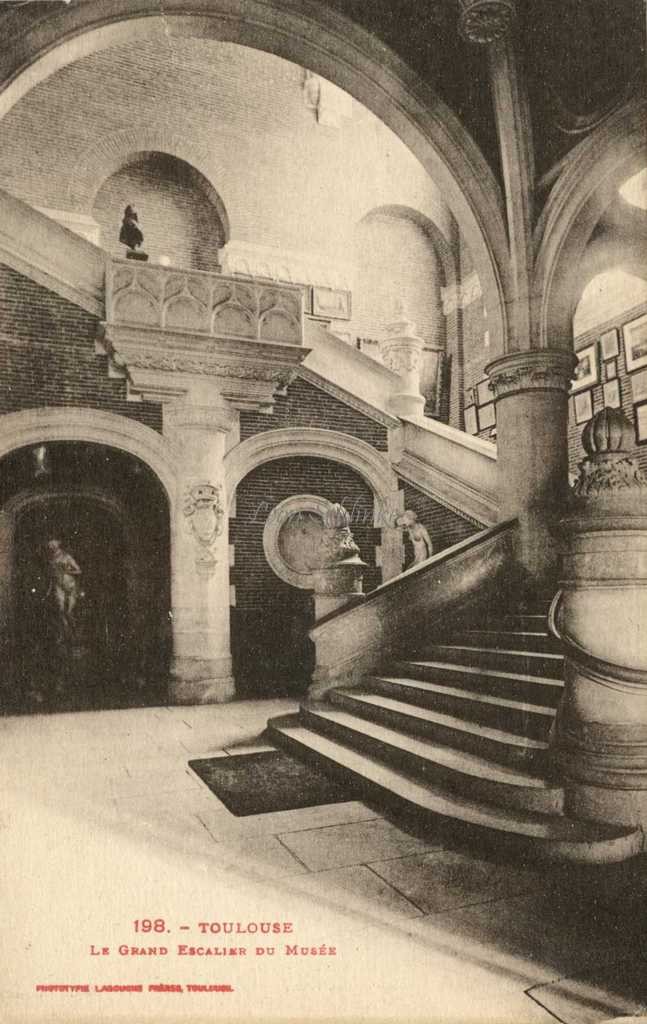 198 - Le Grand escalier des Musées