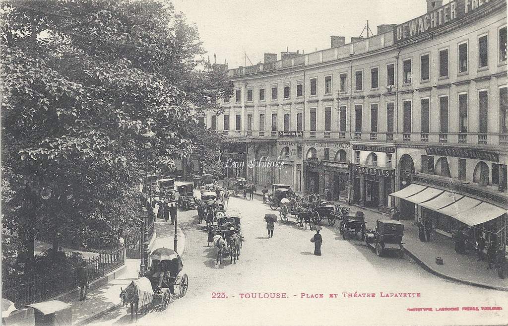 225 - Place et Theatre Lafayette