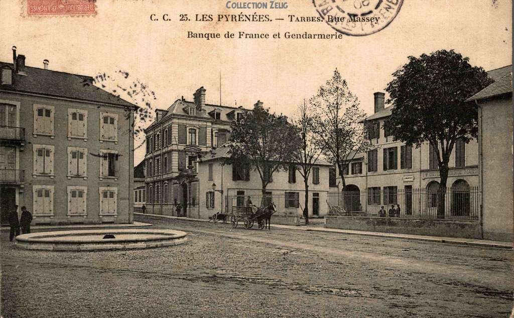25 - TARBES - Rue Massey - Banque de France et Gendarmerie