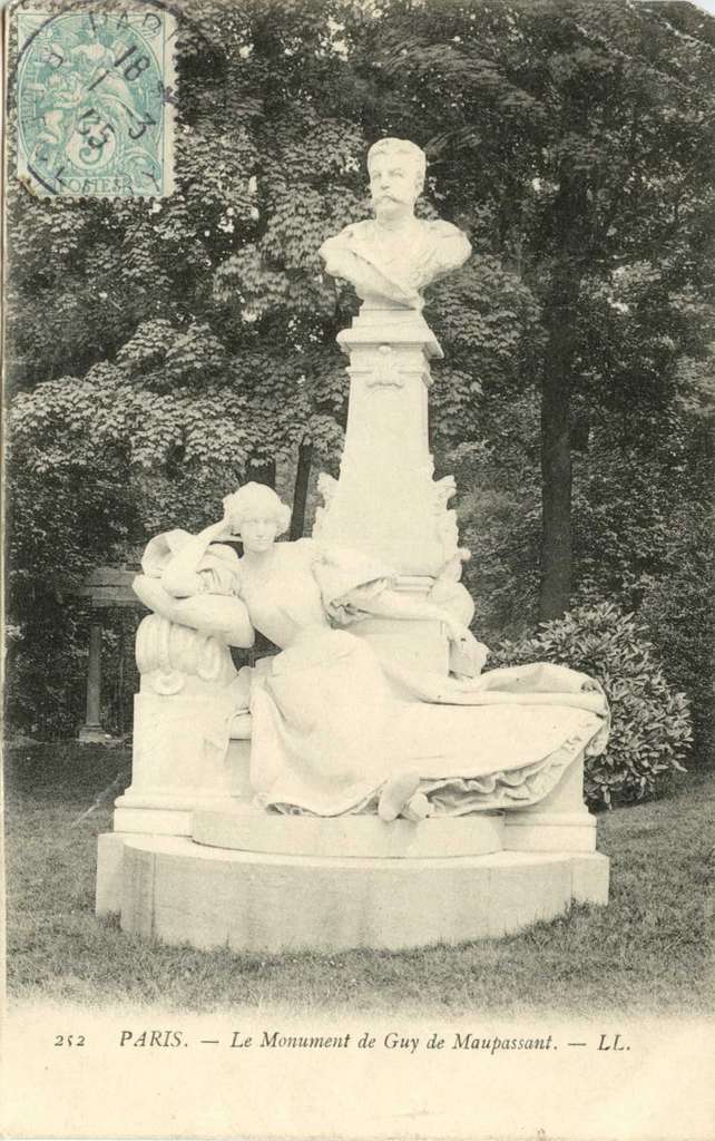 252 - PARIS - Le Monument de Guy de Maupassant
