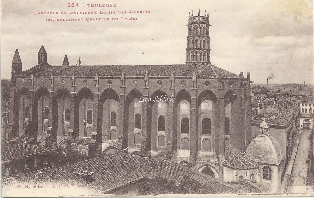 254 - Ensemble de l'ancienne église des Jacobins