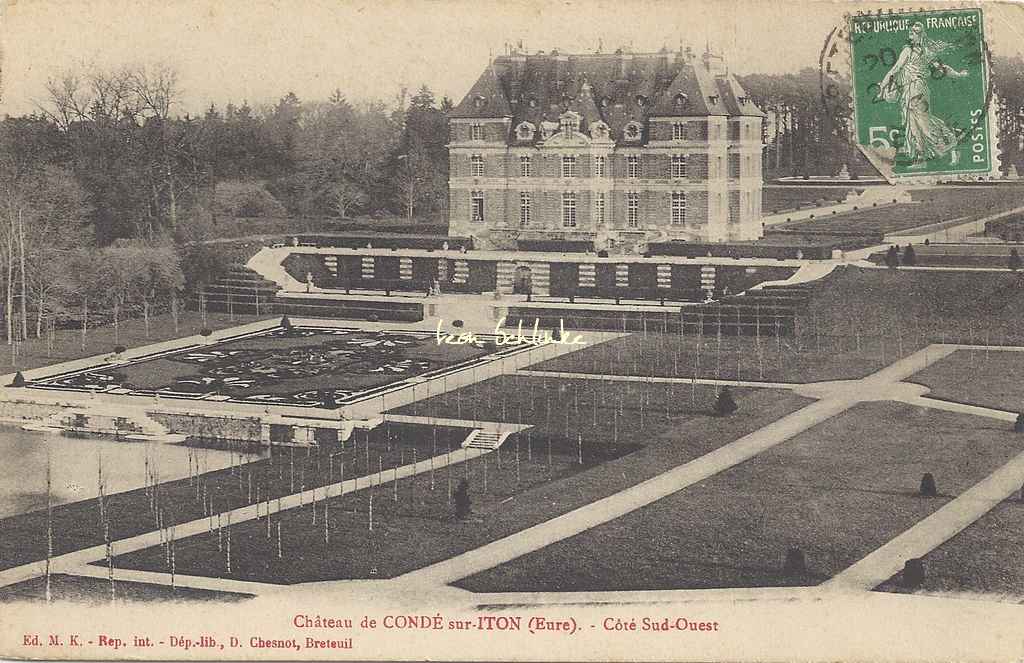 27- Condé-sur-Iton - Le Château, côté Sud-Ouest (D.Chesnot)