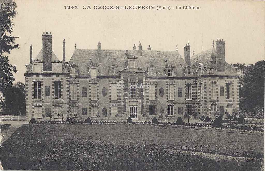 27- La Croix-Saint-Leufroy - Le Château (Inconnu 1242)