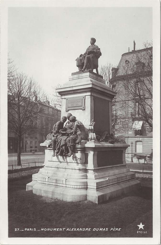 27 - Monument Alexandre Dumas père