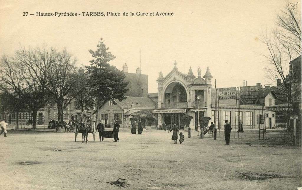 27 - Place de la Gare