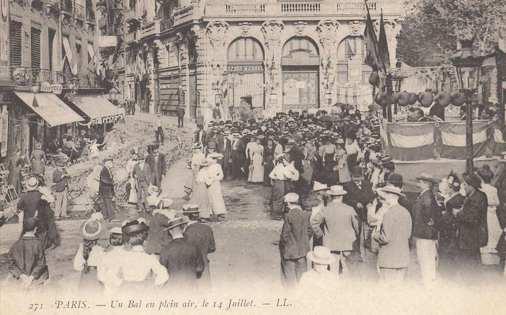 271 - PARIS - Un Bal en plein air, le 14 Juillet