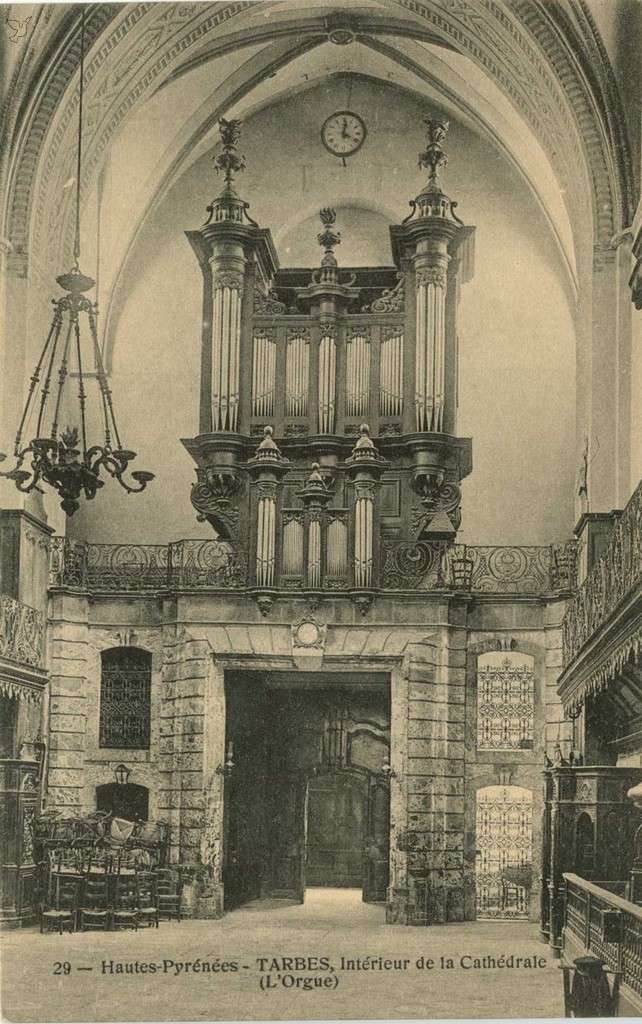 29 - Intérieur de la Cathédrale