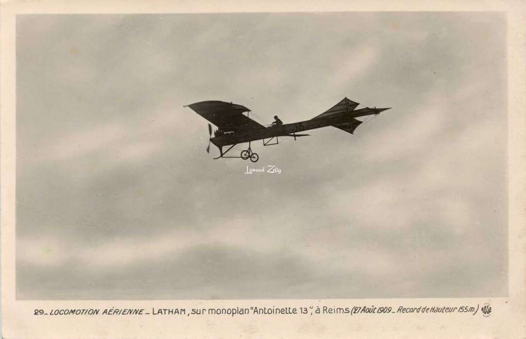 29 - Locomotion Aérienne - Latham sur monoplan Antoinette 13 à Reims (27 Août 1909)
