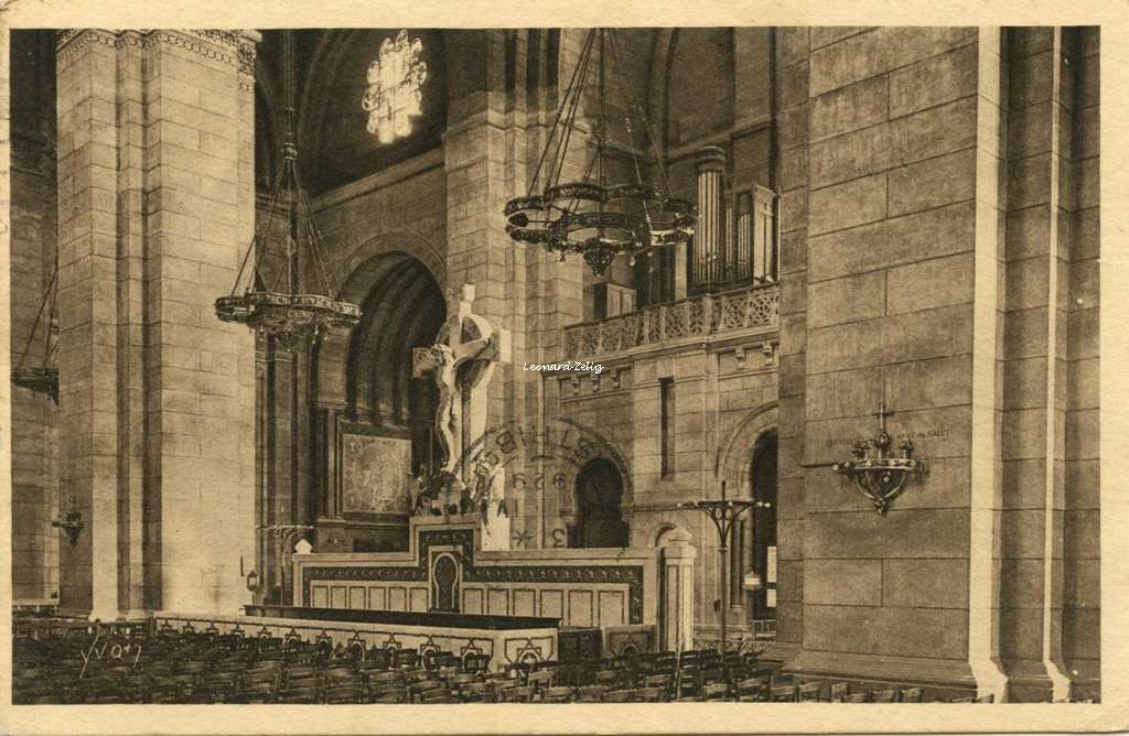319 - Baslique du Sacré-Coeur de Montmartre - Le Banc d'oeuvre