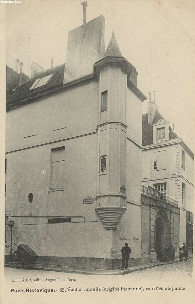 32 - Vieille Tourelle, Rue Hautefeuille
