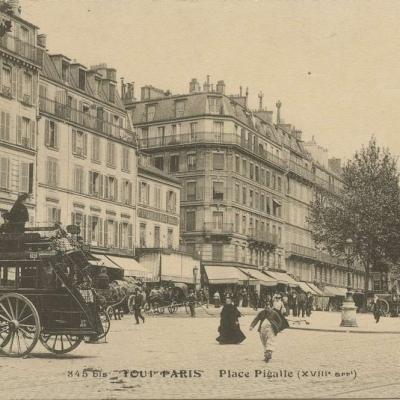 345 bis - Place Pigalle