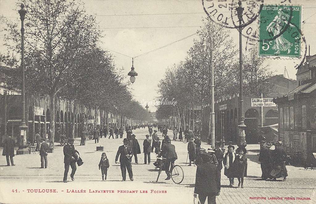 41 - L'Allée Lafayette pendant  les Foires
