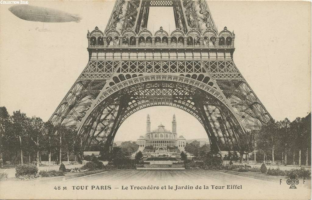 48 M - Le Trocadéro et la Tour Eiffel