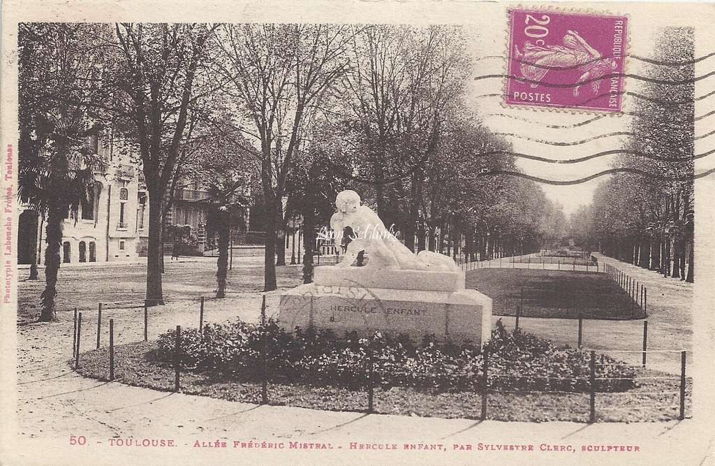 50 - Allée Frédéric Mistral - Hercule enfant