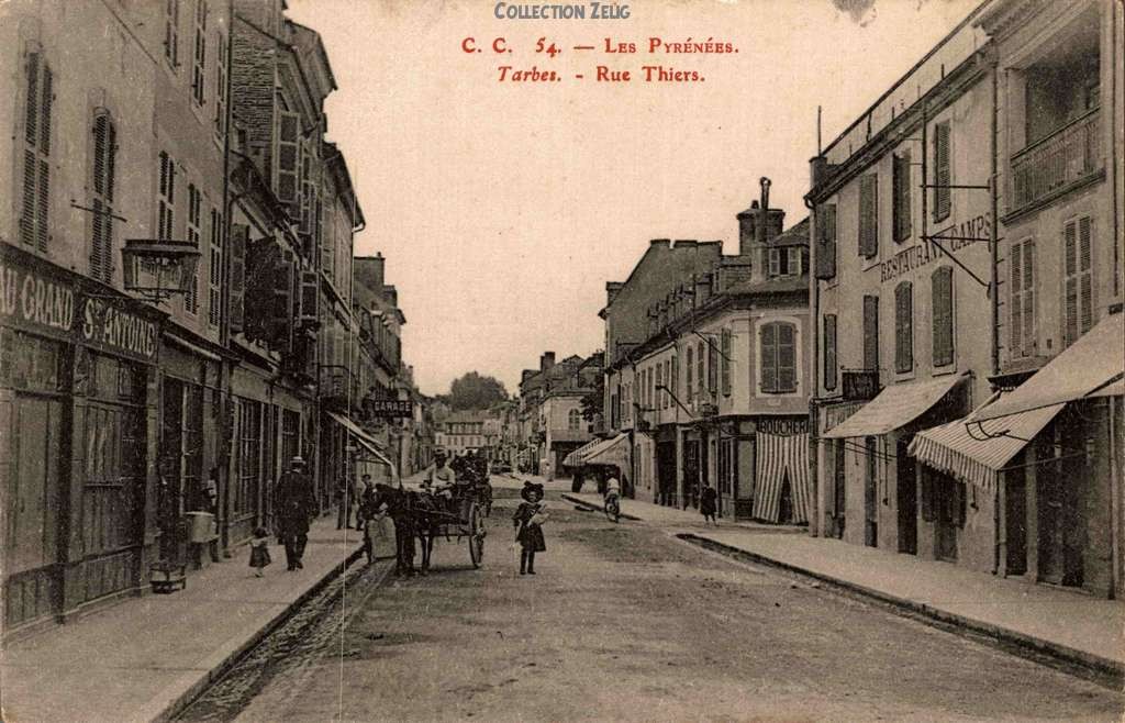 54 - TARBES - Rue Thiers