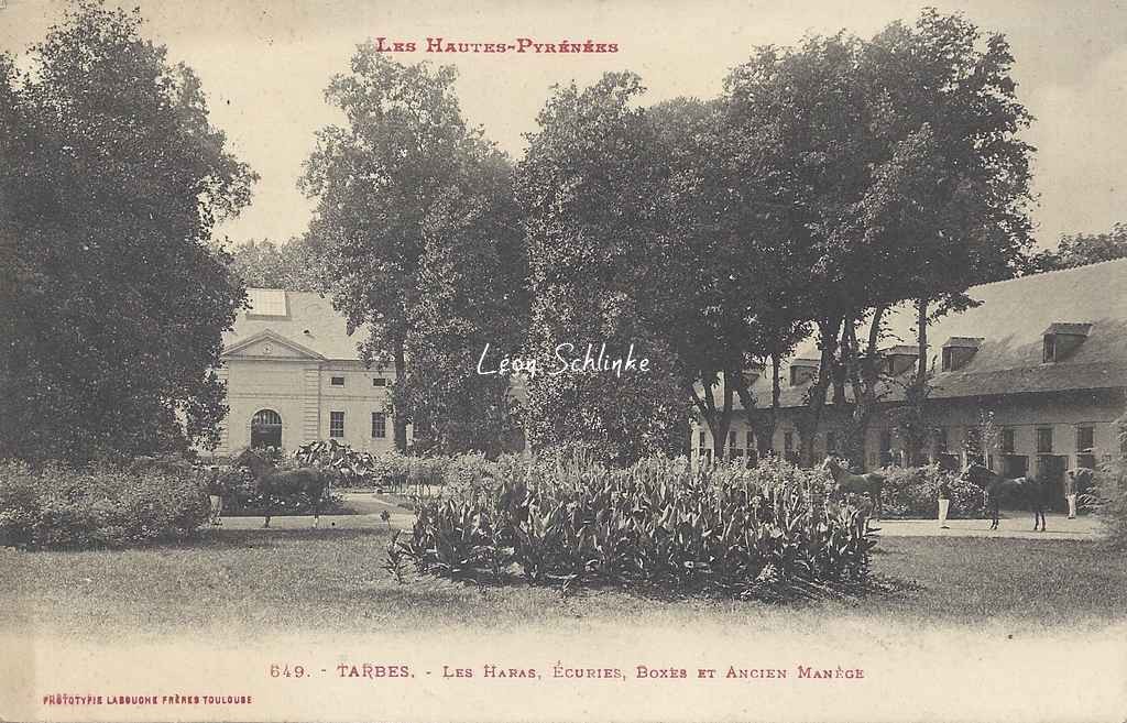 649 - Les Haras - Ecuries et ancien Manège