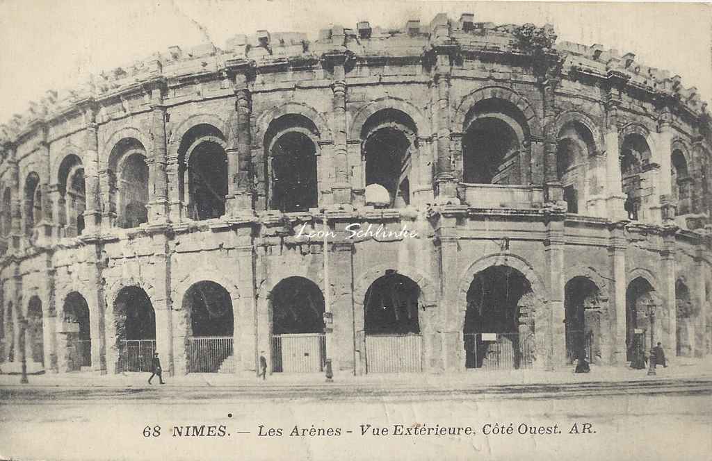 AR 68 - Les Arènes - Vue extérieure, côté Ouest