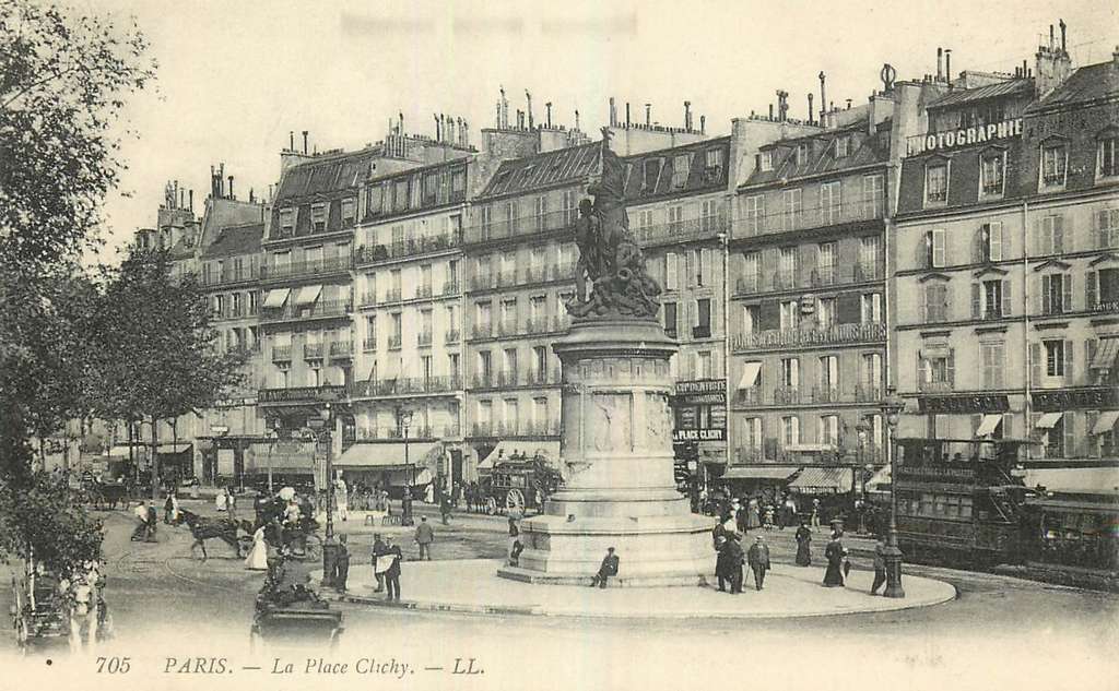 705 - PARIS - La Place Clichy