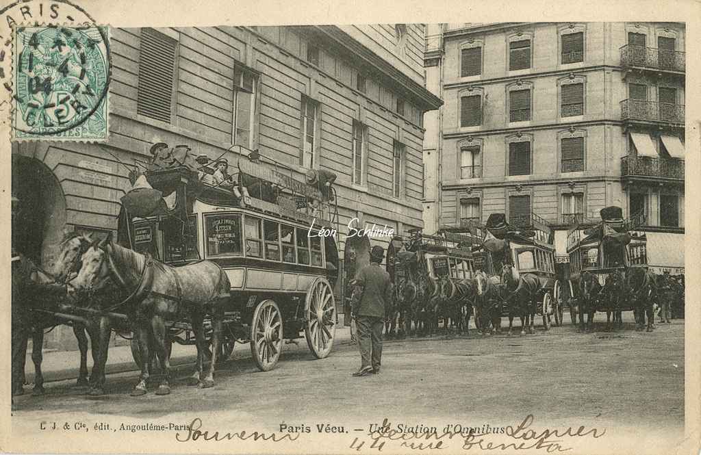 76 - Une Station d'Omnibus