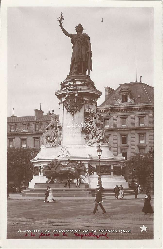 8 - Le Monument de la République