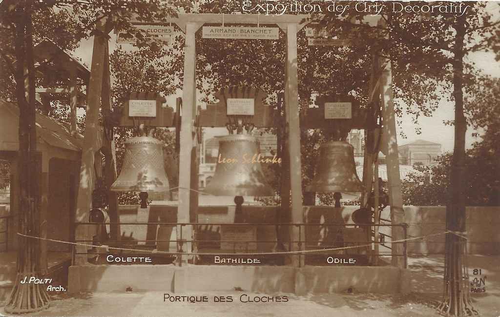 81 - Portique des cloches