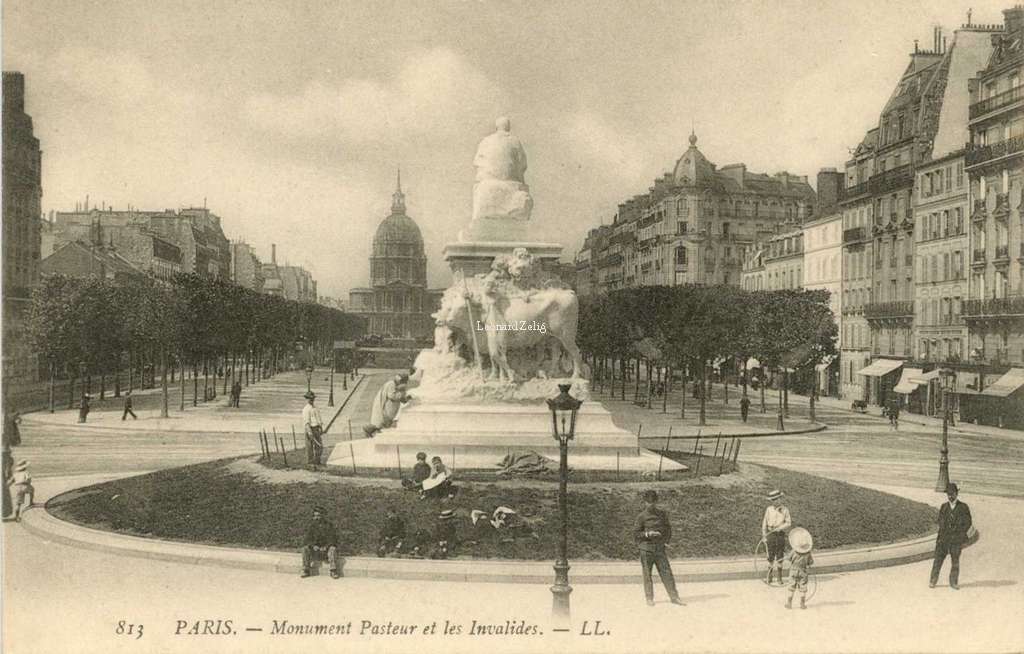 813 - PARIS - Monument Pasteur et les Invalides