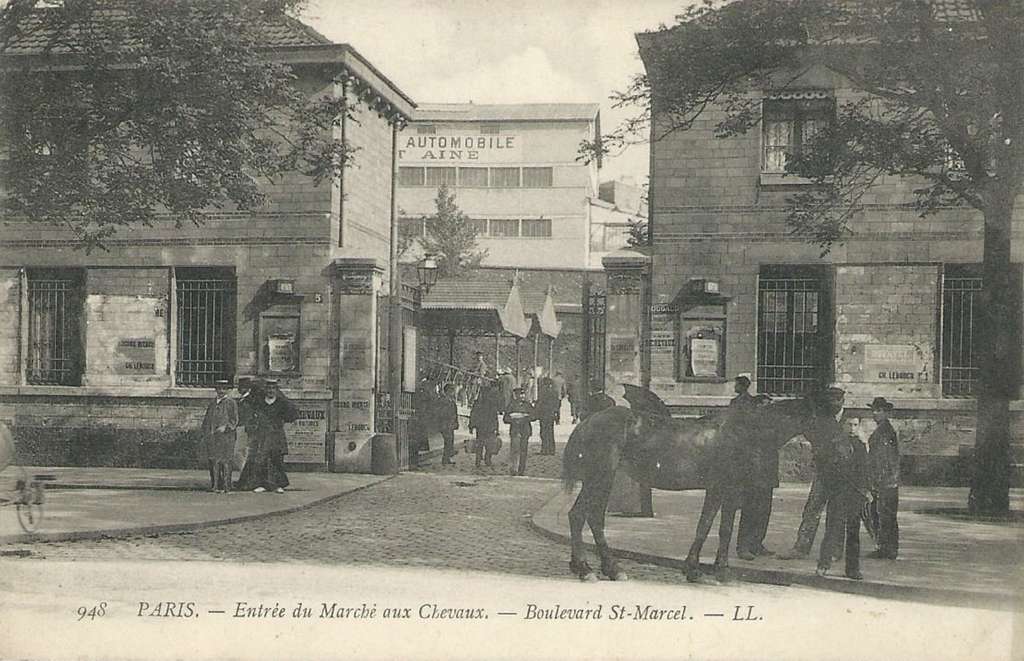 948 - PARIS - Entrée du Marché aux Chevaux - Boulevard St-Marcel