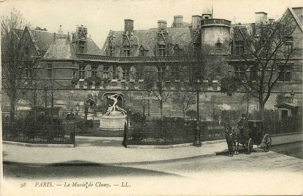 98 - PARIS - Le Musée de Cluny