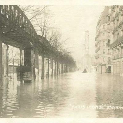 AHK - Paris inondé 1910 - Bd de Grenelle