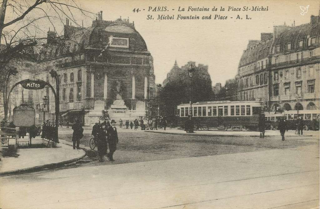 AL 44 - PARIS - Fontaine et Place Saint-Michel