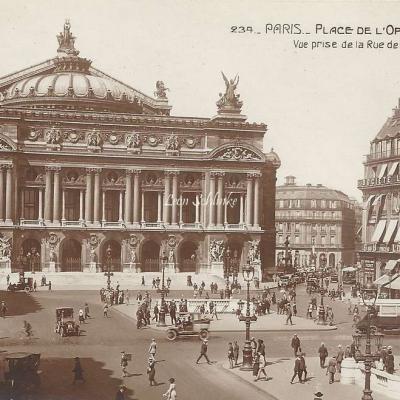 AN 234 - Place de l'Opéra vue de la Rue de La Paix