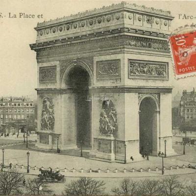 B&B - PARIS·La place et l'Arc de Triomphe de l'Etoile