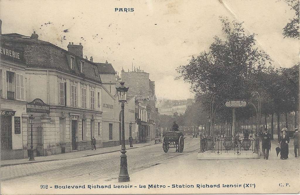 CP 952 - PARIS - Boulevard Richard-Lenoir - Le Metro - Station Richard-Lenoir