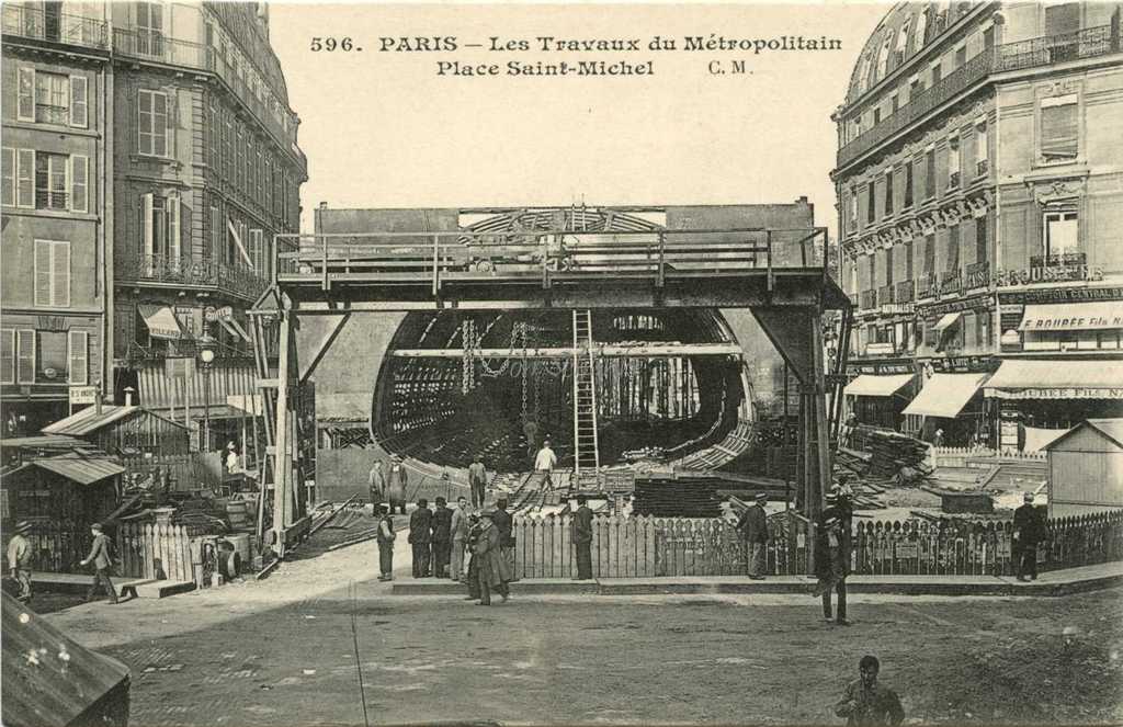 CM 596 - Les Travaux Place Saint-Michel
