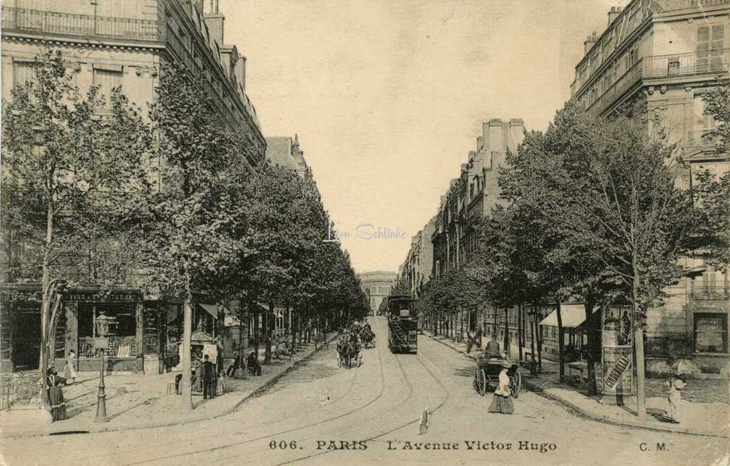 CM 606 - PARIS - L'Avenue Victor-Hugo