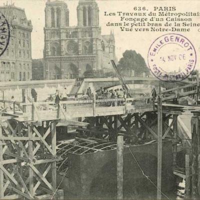 CM 636 - Fonçage d'un caisson dans le petit bras de la Seine