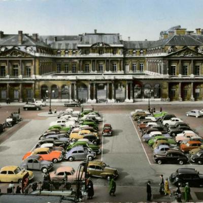 E.R. - 104 - Place du Palais Royal Conseil d'Etat (couleur)
