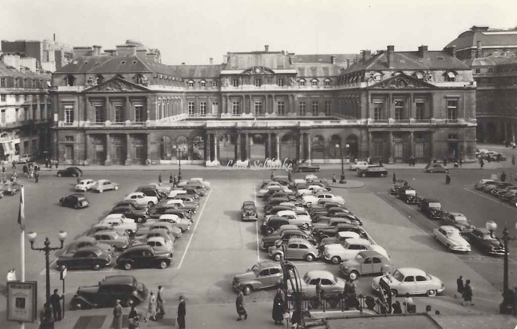 E.R. - 104 - Place du Palais Royal Conseil d'Etat (cl.inversé)